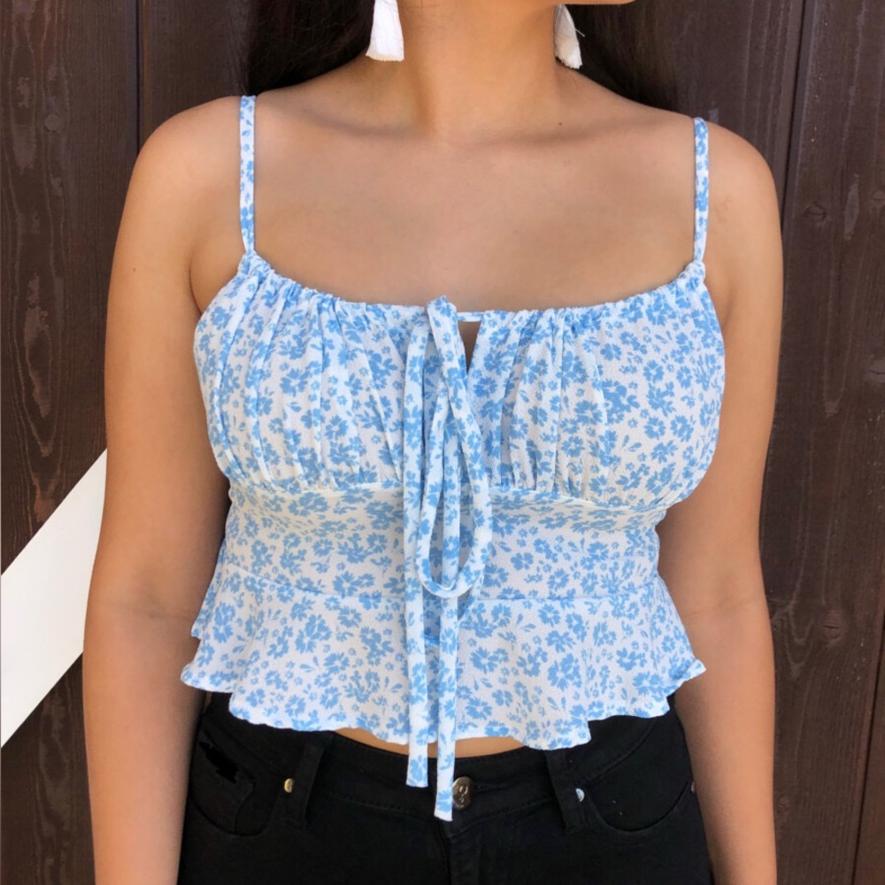 Floral flowy crop tank top